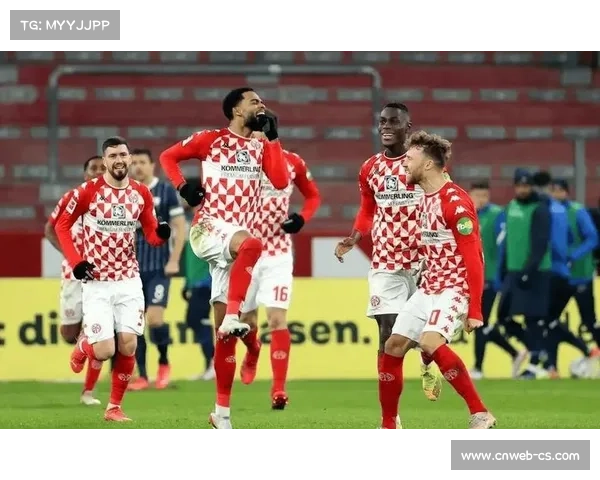 哈里斯两传一射闪耀全场 助门兴迎来本赛季首场胜利